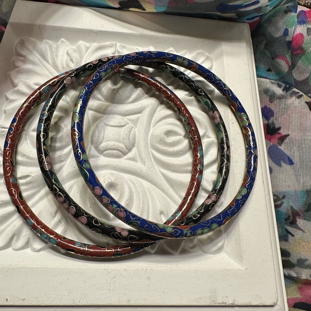 Vintage Enamel Floral Cloisonné Bangle Set - Multicolor